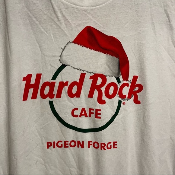 HARD ROCK CAFE NWT Pigeon Forge Mens T-Shirt Santa Hat Limited Edition XL - Picture 2 of 7